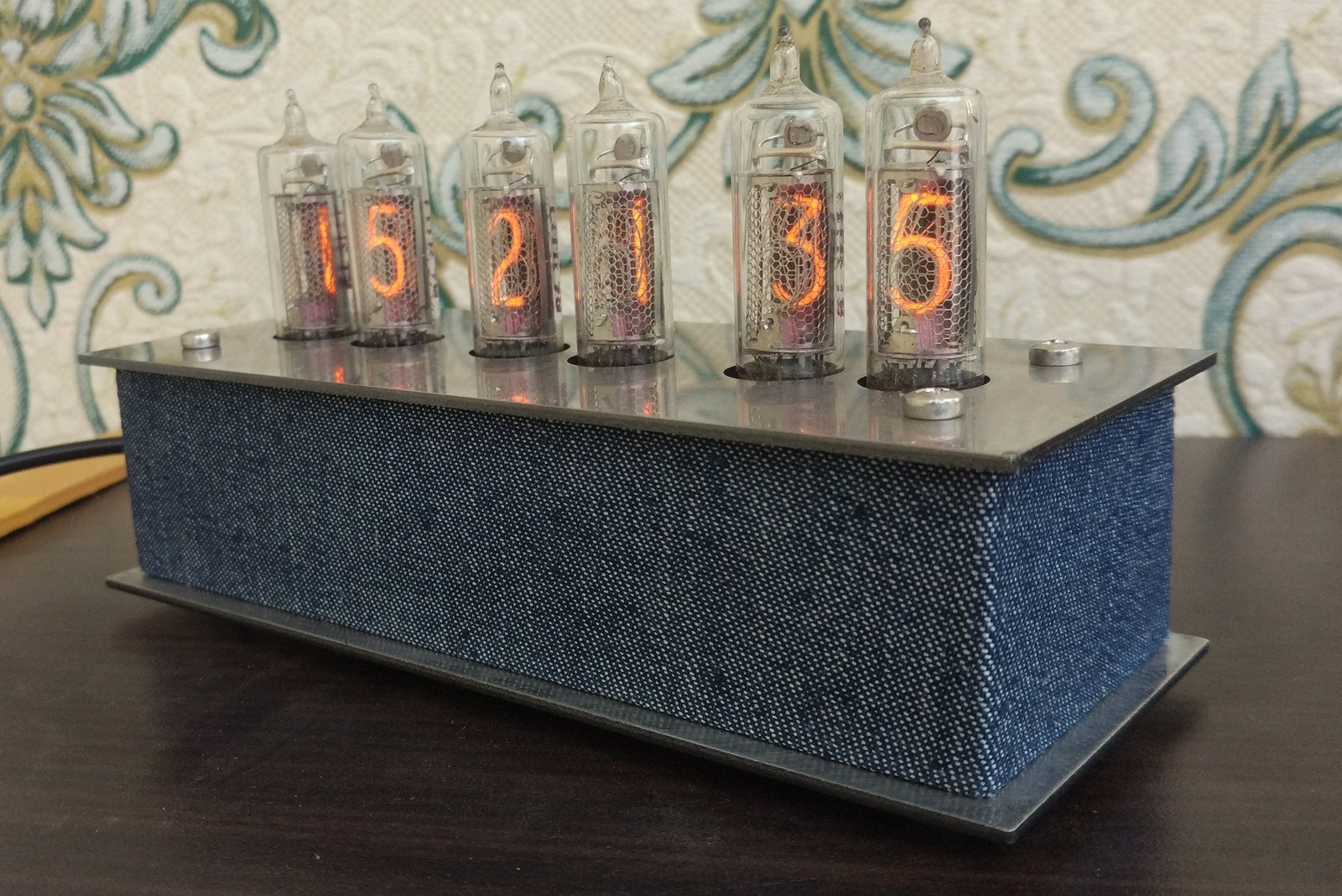 Clock on lamps IN-16, now in the case. - My, Nixie, Lamp clock, Лампа, Longpost