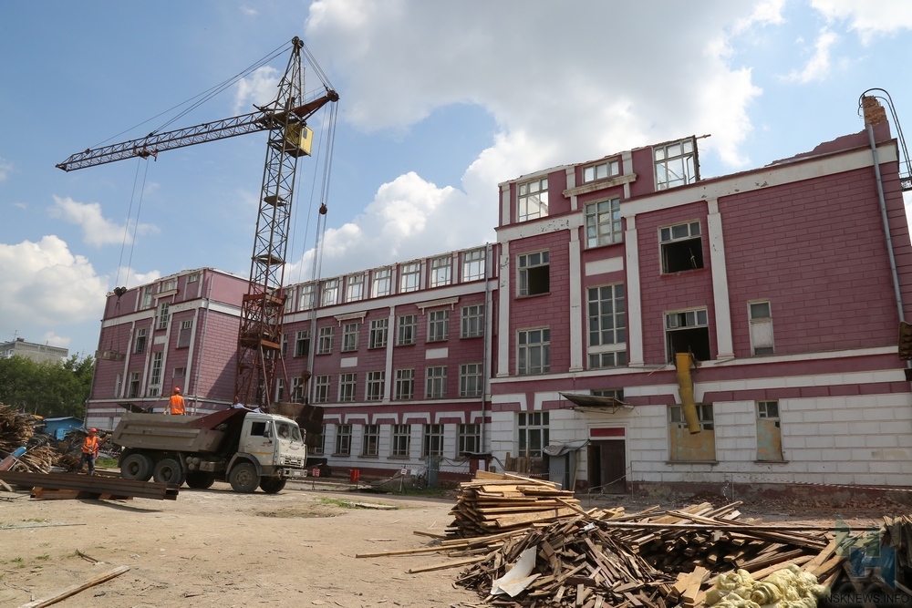 Проект реконструкция школы. Школа 82 Новосибирск. 82 Школа Новосибирск школа. 82 Школа Новосибирск до реконструкции.