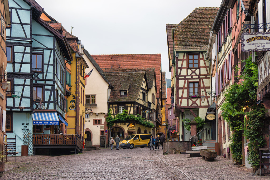 Riquewihr: village-cake :) - , Commune, Half-timbered, Riesling, Alsace, Longpost, France