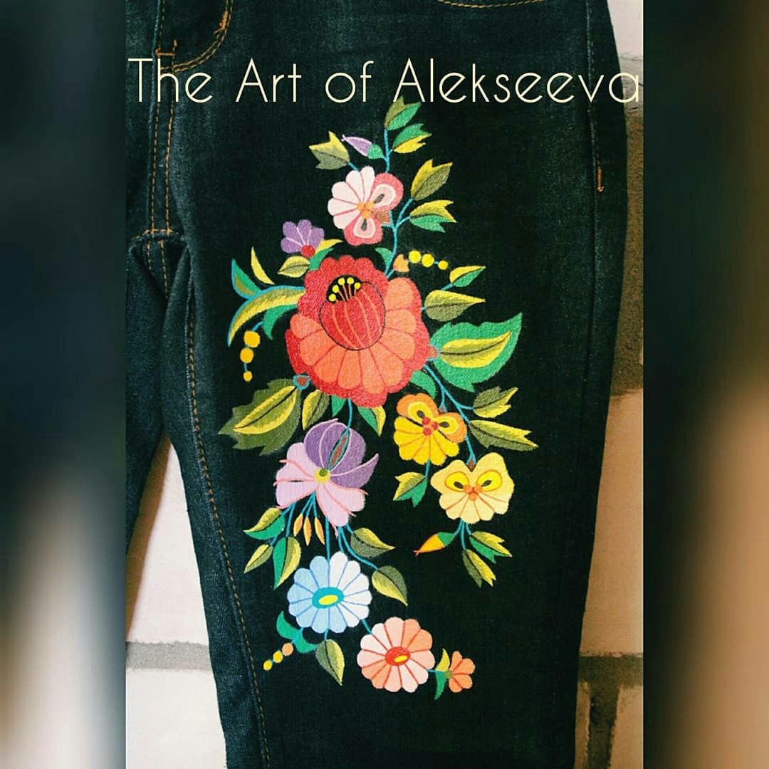 Painted jeans - My, Art, Creation, Painting, Painting on fabric, Drawing, Jeans, My, Moscow, Video, Longpost