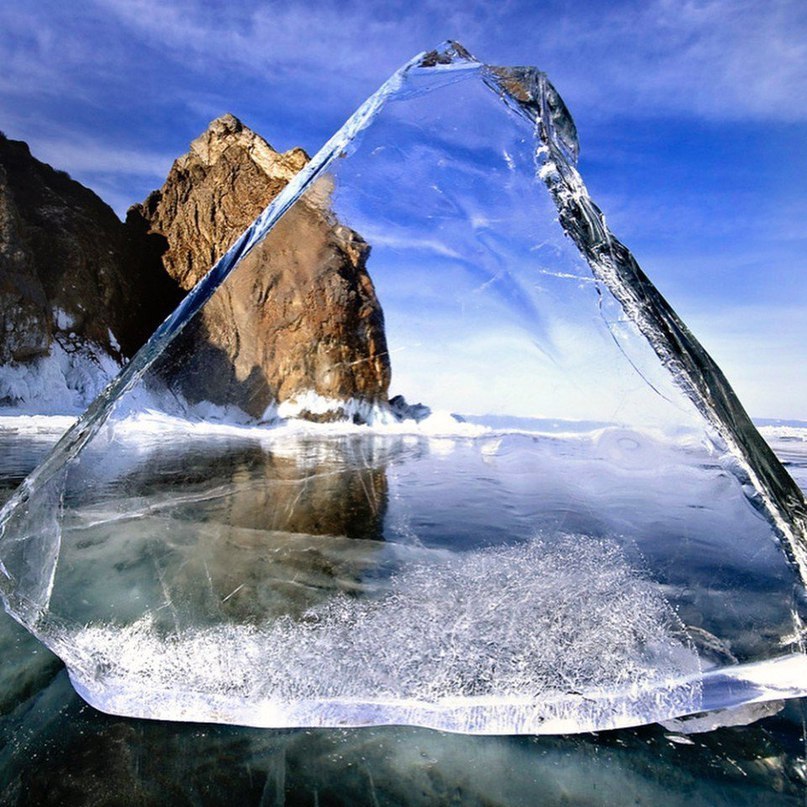 кристально чистый лед