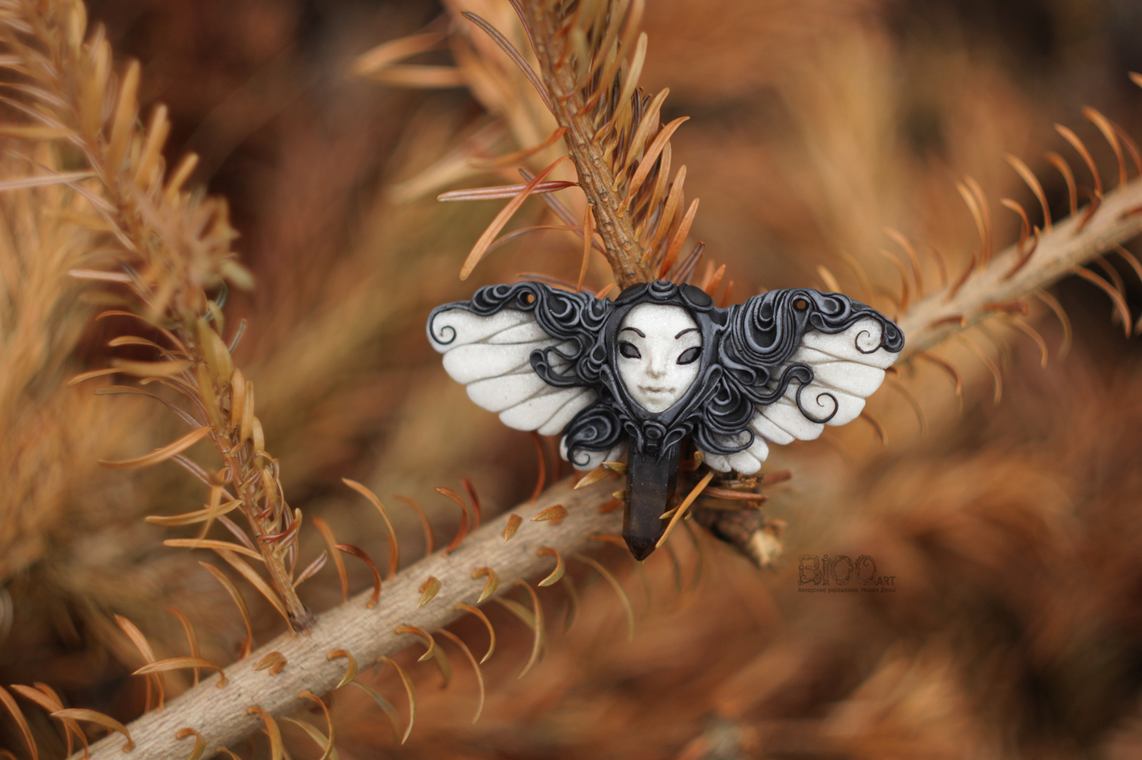 Hawk Moth Hoteru A creature of a fantasy universe, a border world that has spread its possessions between sleep and reality, on the verge of a dream. - My, Hawk, Butterfly, Pendant, Polymer clay, Quartz, Longpost