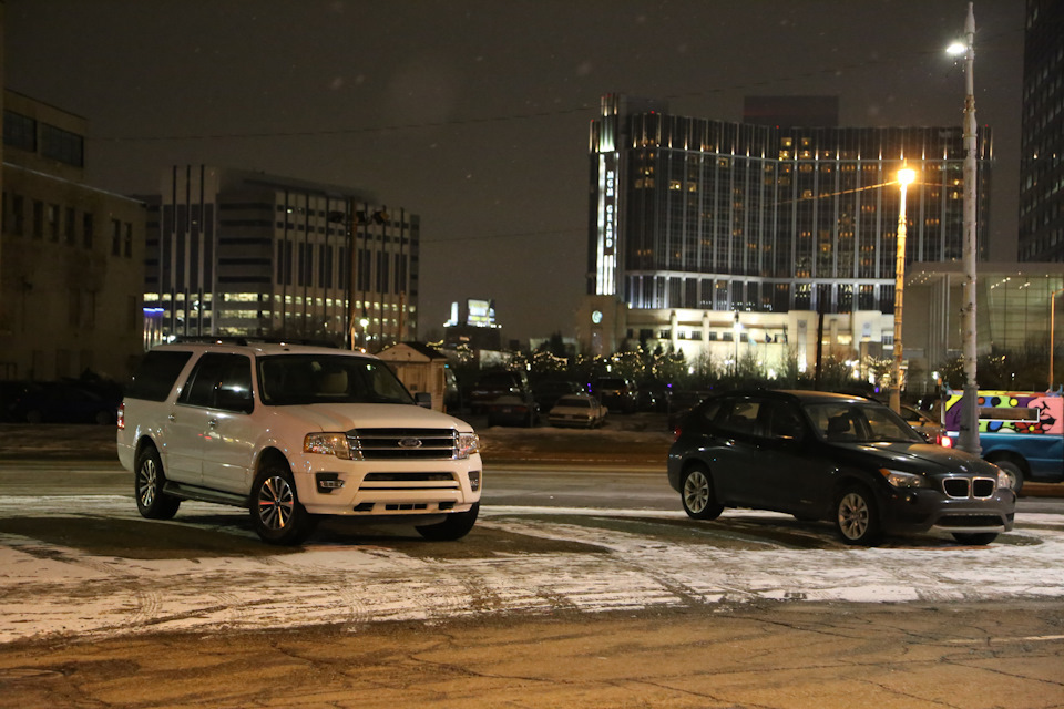 Detroit, transforming a theater into a parking lot. Start! - My, , Detroit, Ghost town, Drive2, Presentation, Theat, Parking, Transformation, Longpost