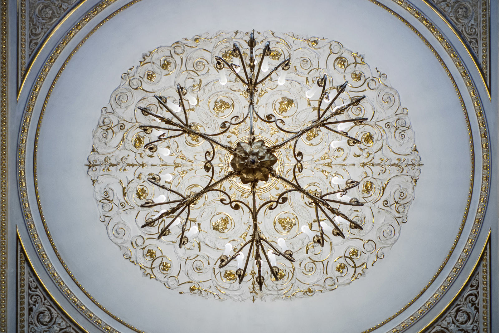 Ceilings of the Hermitage, amateur photos - My, Castle, Hermitage, Art, Architecture, Ceiling, Panasonic Lumix, Longpost