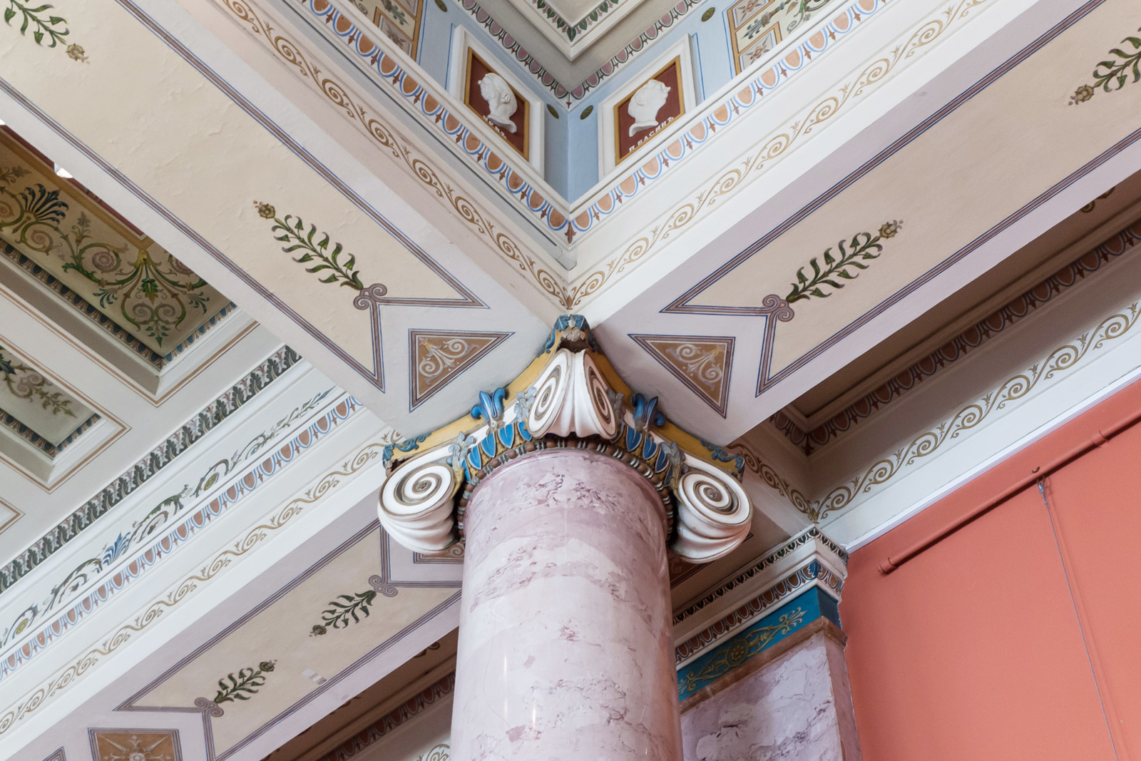 Ceilings of the Hermitage, amateur photos - My, Castle, Hermitage, Art, Architecture, Ceiling, Panasonic Lumix, Longpost