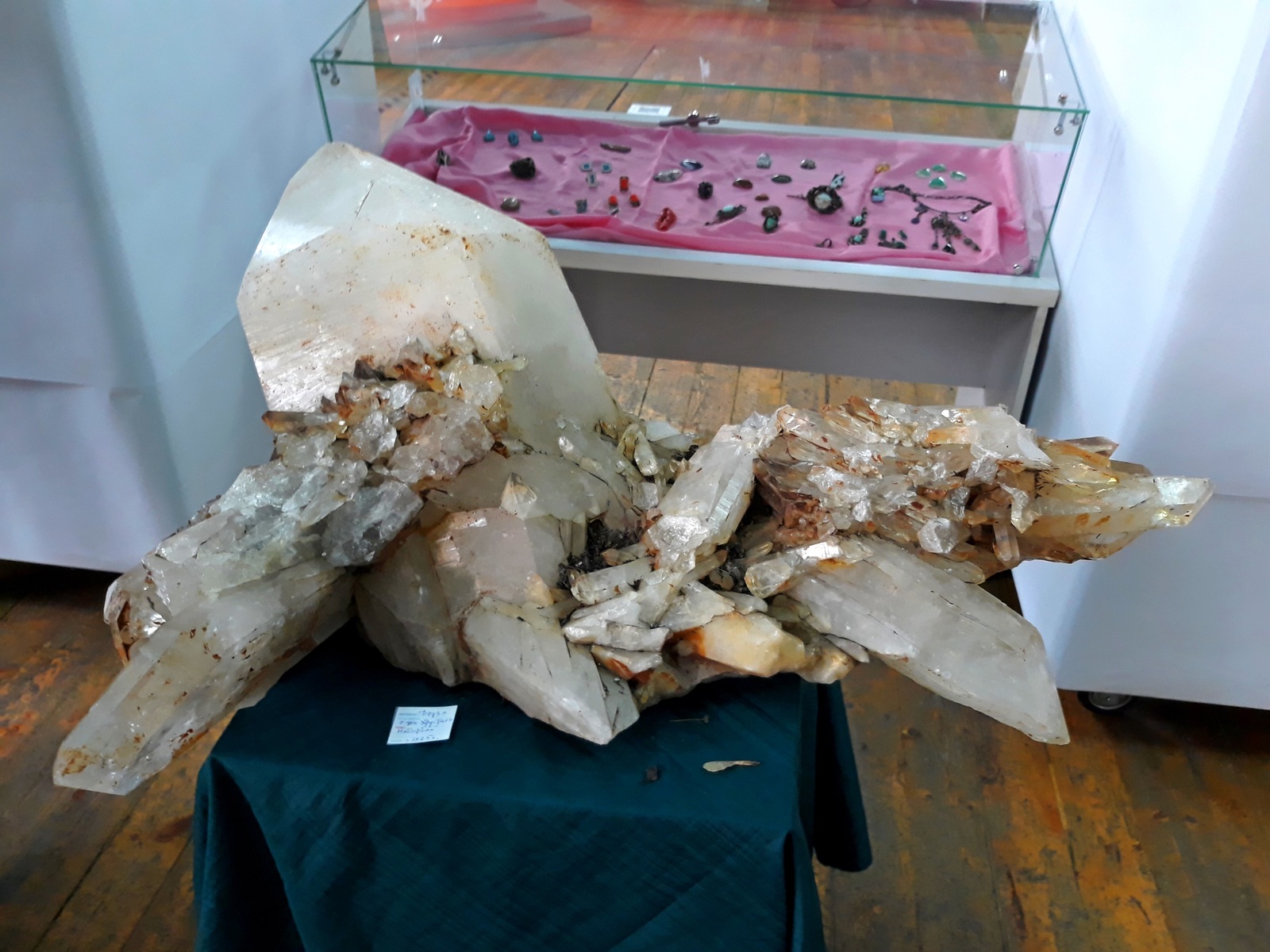 Exhibition of Minerals in Karaganda - My, where to go, Karaganda, Exhibition, Minerals, Collection, The photo, Kazakhstan, Longpost, Video