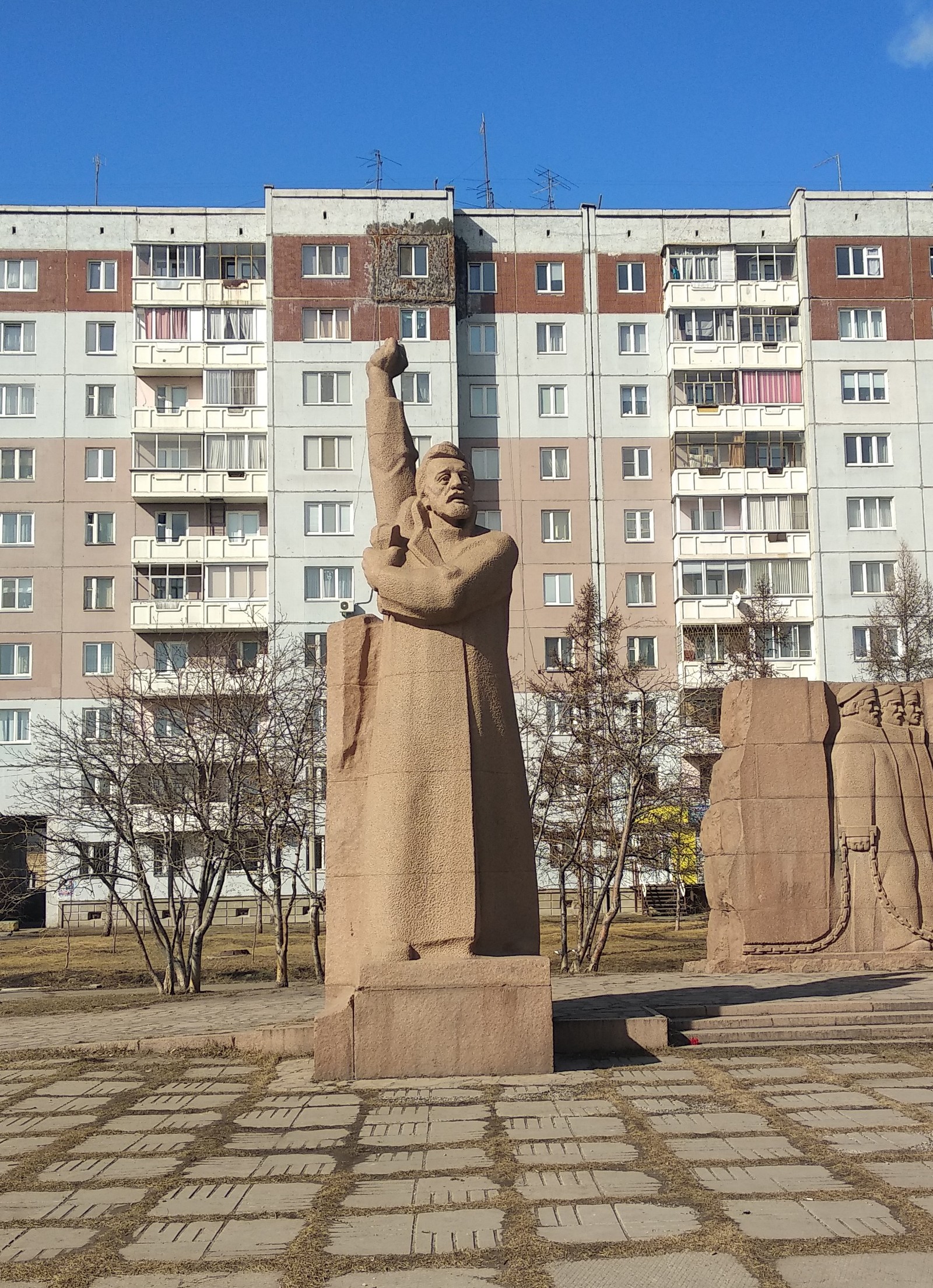 Oh, go warm! - Krasnoyarsk, The Irony of Fate, Monument, Longpost, The photo