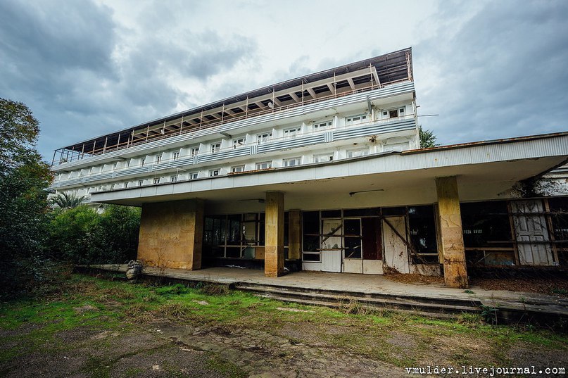 Abandoned pioneer camp in the Caucasus - life after people - Abandoned, Camp, the USSR, Atmospheric, Longpost, Pioneer camp, Caucasus, The photo