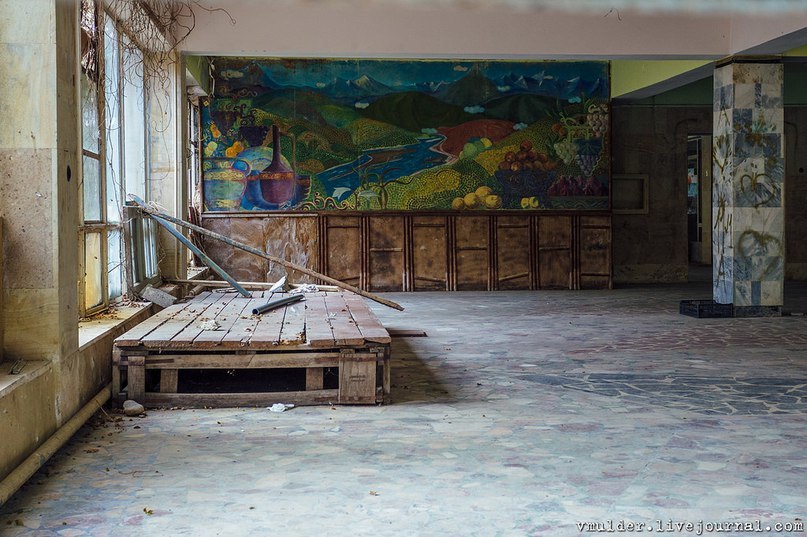 Abandoned pioneer camp in the Caucasus - life after people - Abandoned, Camp, the USSR, Atmospheric, Longpost, Pioneer camp, Caucasus, The photo