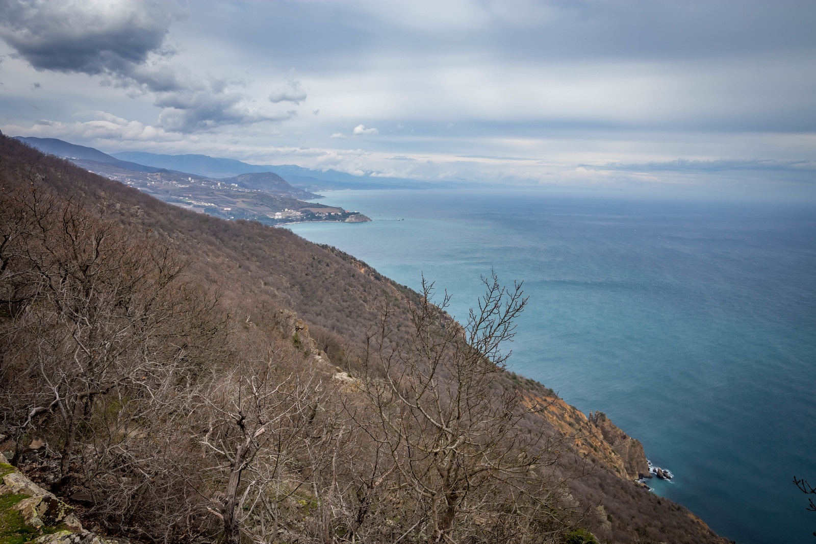 In the Crimea along the Bear Mountain (Ayu-Dag). - My, Crimea, Travels, Tourism, Russia, Nature, The mountains, The photo, My, Longpost