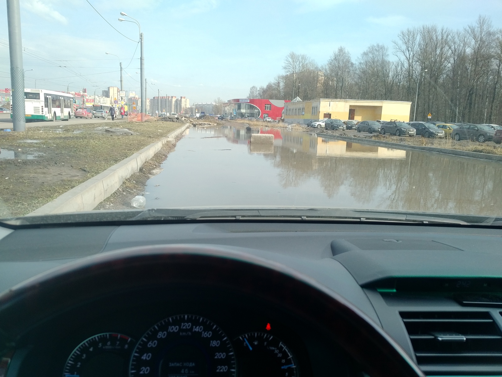 And in St. Petersburg the snow melted ... - My, Saint Petersburg, Russian roads, Swamp, Longpost