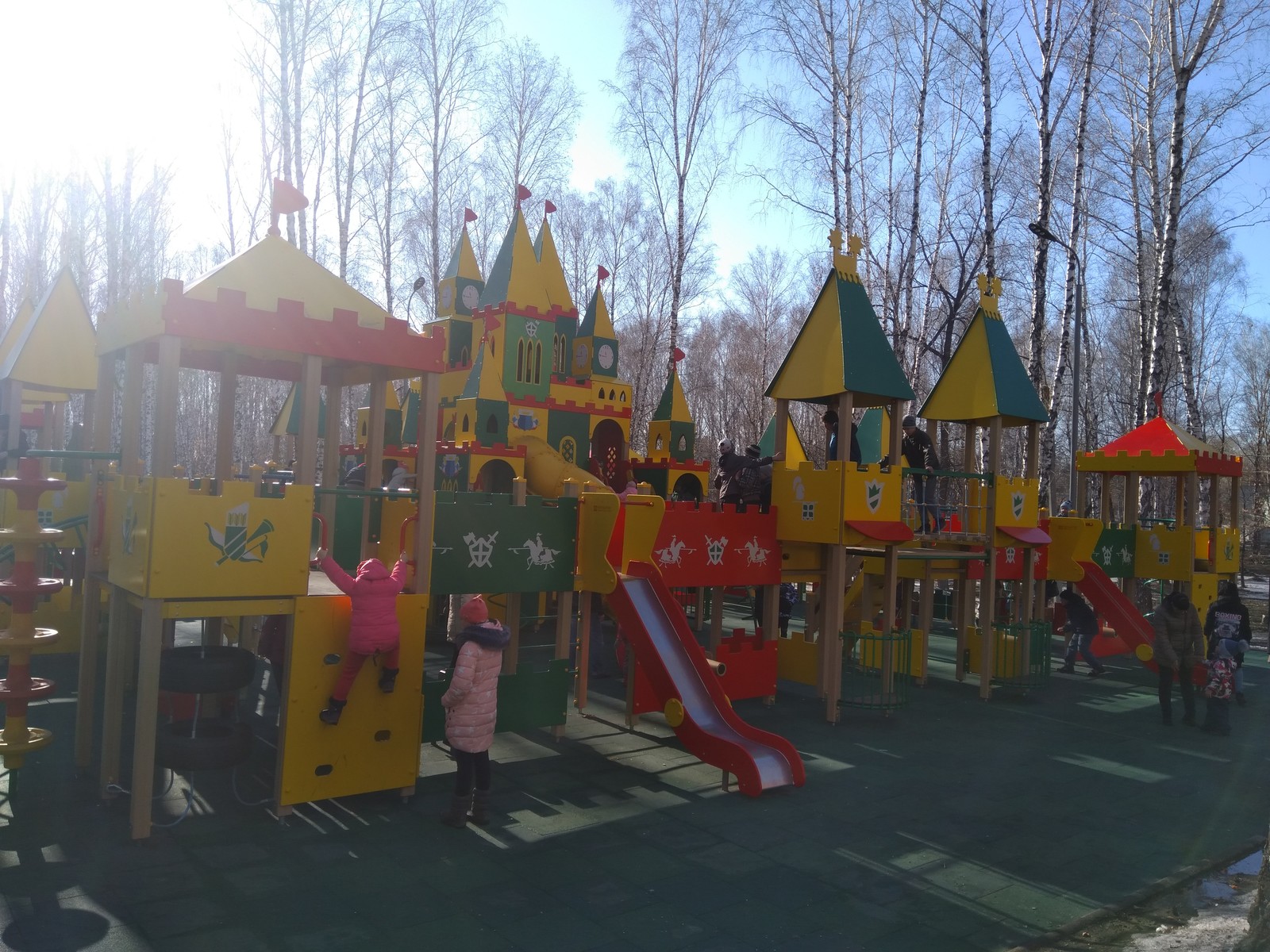 Children's complex. Park them. Tishchenko, Chelyabinsk - My, Spring, Children's Park, Longpost, Chelyabinsk, Children, Playground, The photo