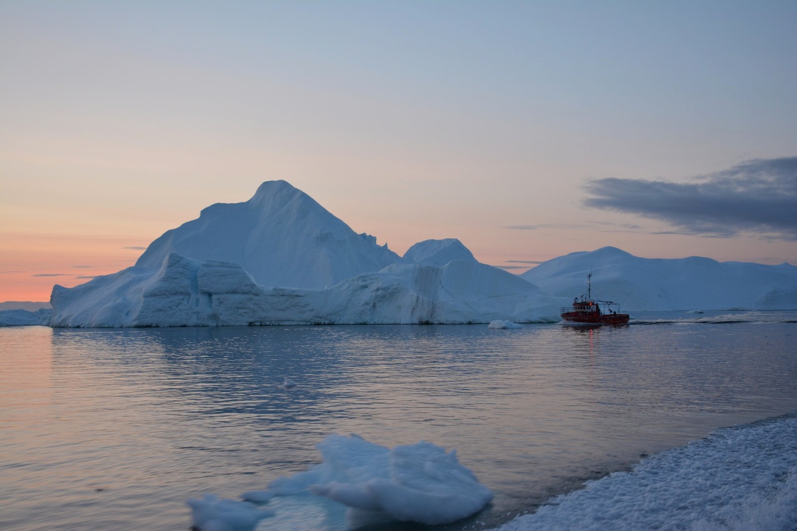 Independent trip to Greenland. Ilulissat. Seal hunting and hiking to the Ice Fjord - My, Tourism, Greenland, Ilulissat, The photo, Travels, Iceberg, Whale, Fishing, Longpost