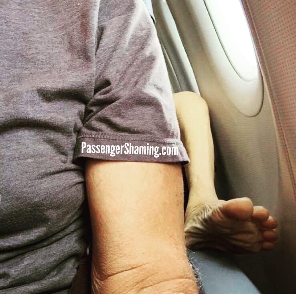 American flight attendant shares photos of the most disgusting passengers on Instagram - Airplane, Пассажиры, Stewardess, Disgusting, Longpost, Negative