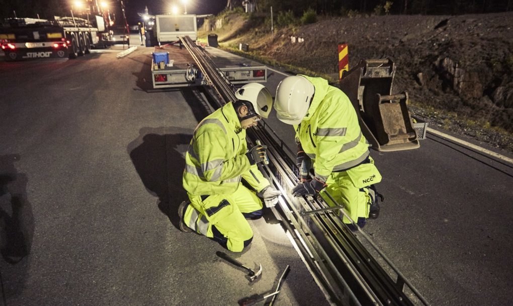 World's first electrified vehicle charging road opens in Sweden - Sweden, Electric car, Charger, Longpost