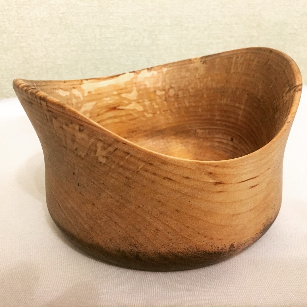 Treated maple candy bowl. - My, Maple, Turning machine, Candy Maker, Tree, Woodworking, Handmade, Longpost