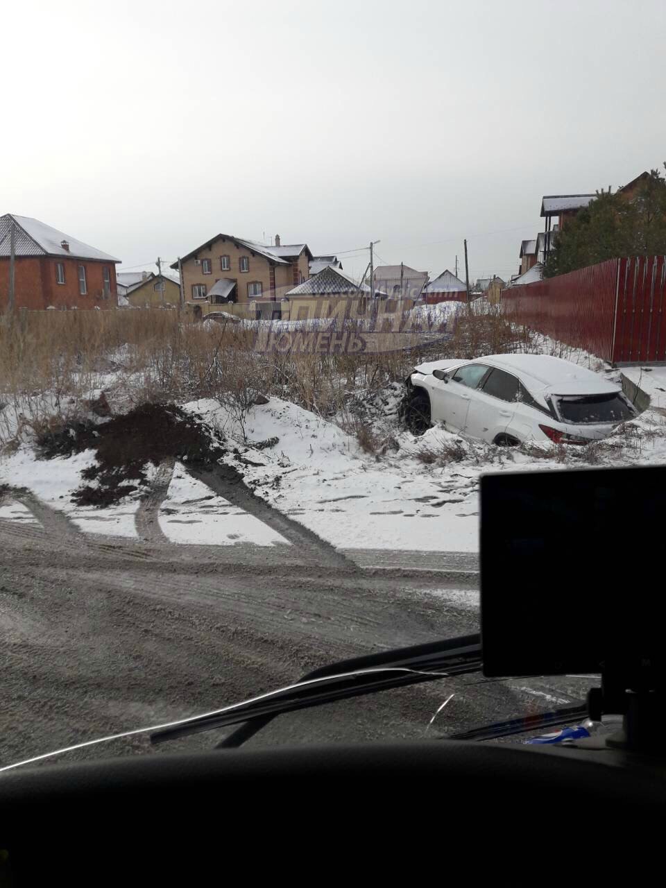 Tyumen, April 21st. - Auto, Tyumen, Spring, Snow, Road accident, Longpost