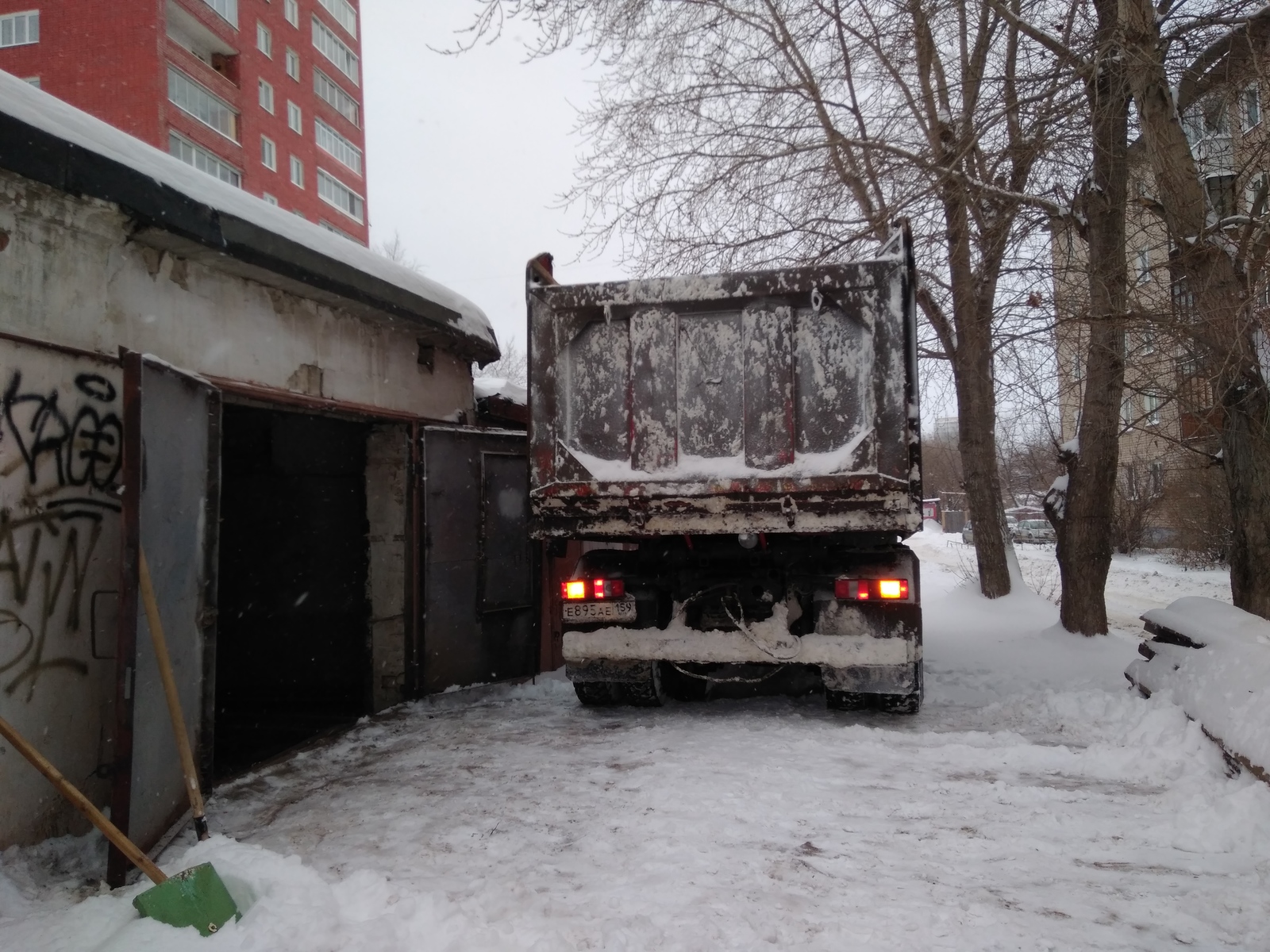 From an abandoned garage to a workshop - My, Repair, Garage, Workshop, With your own hands, Moto, Building, Longpost