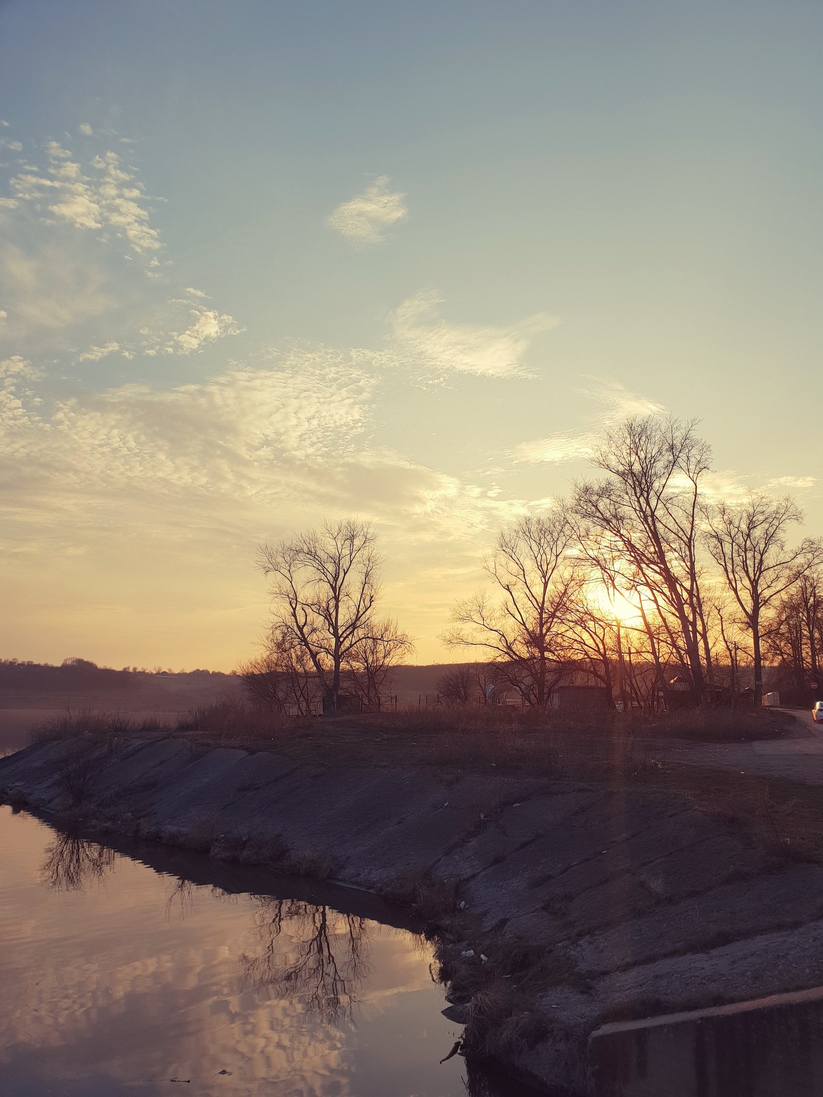 Spring at the reservoir. - My, Spring, Tula region, Sunset, Nature, Water, Longpost