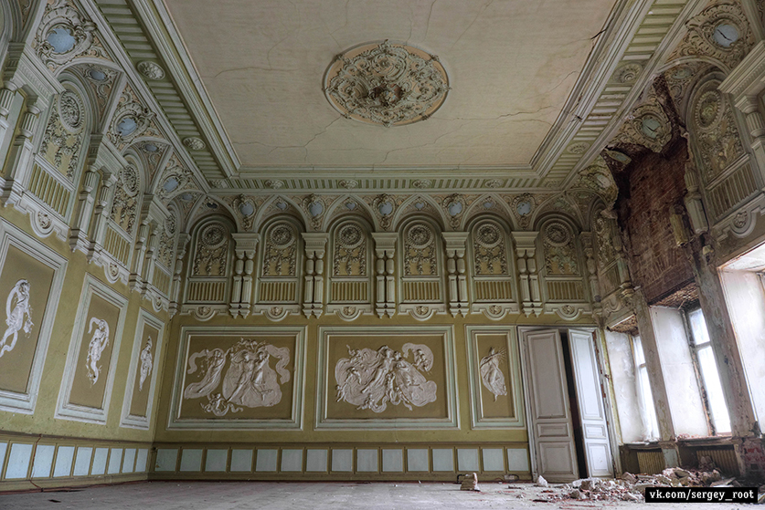 The main abandoned manor in Moscow - My, Abandoned, Manor, Moscow, Longpost, Lubyanka, 