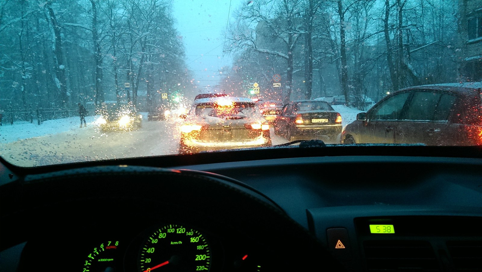 Автомобили в большом городе. Часть 1. 