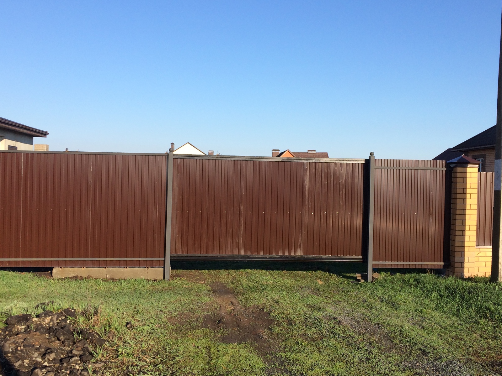 We make sliding gates according to the Yaksel scheme with our own hands ... and a gate at the same time. - My, Sliding gates, Gate, , With your own hands, Fence, Building, Belgorod, Video, Longpost