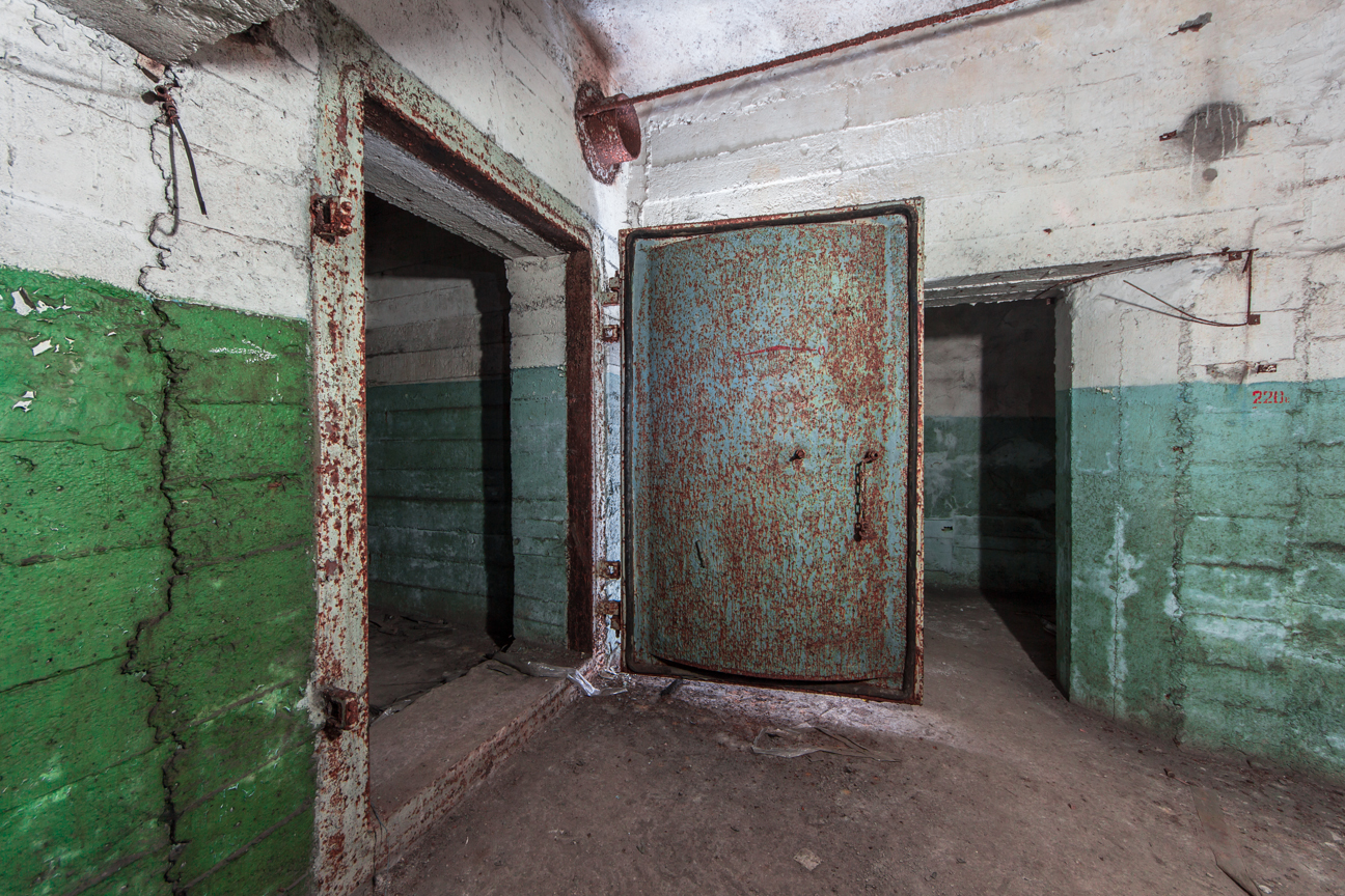 Abandoned underground shelter hospital in Crimea - My, Urbanturism, Urbanfact, Bomb shelter, Longpost