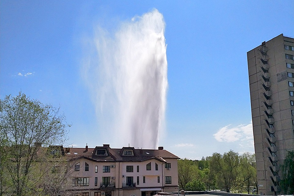 A new fountain in Togliatti or it's good that there is no hot water - TLB, Fountain, Hot water, Video, Longpost