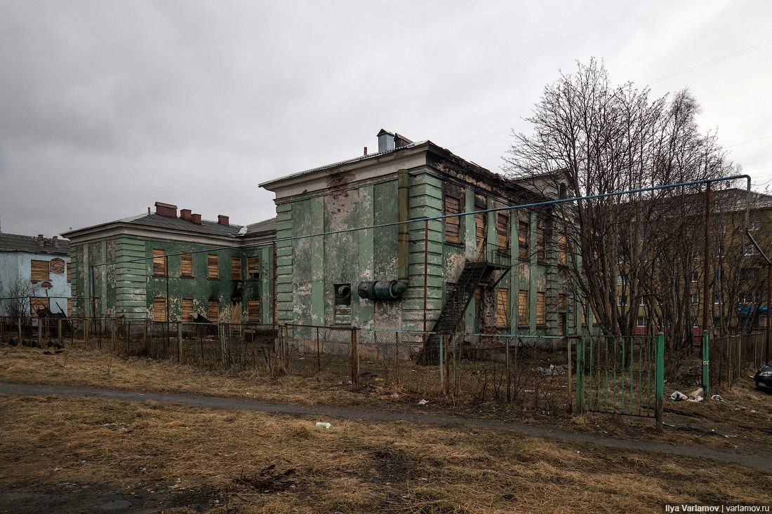 Murmansk: cursed city (I. Varlamov) part 3. - Murmansk, Ilya Varlamov, Darkness, Mat, Travels, Livejournal, Longpost