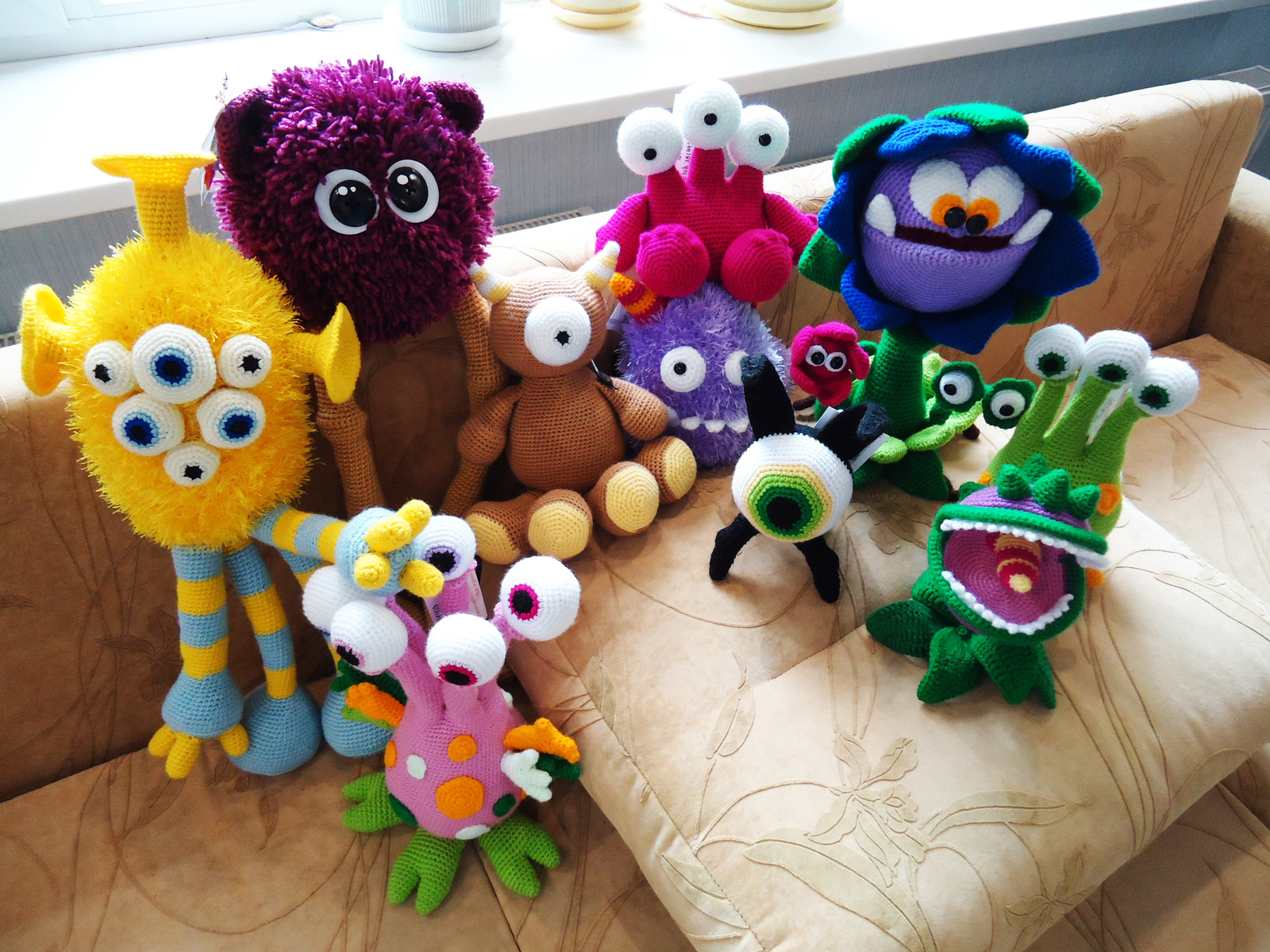 Family photo - My, Handmade, Handmade, Toys, Amigurumi, Monster, Longpost, Presents, , Babayka