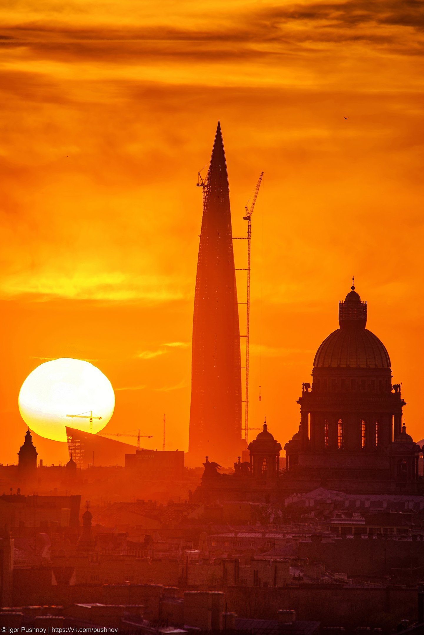 Petersburg sunset post - , Saint Isaac's Cathedral, Lakhta Center, Saint Petersburg, The photo