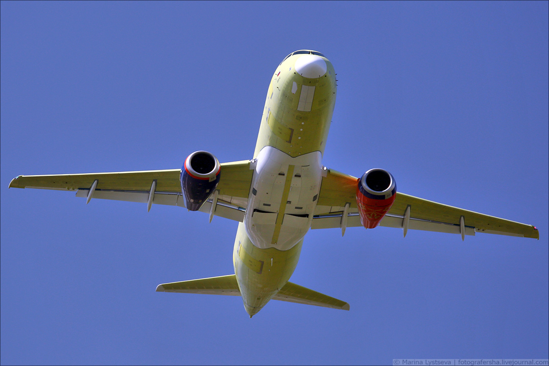 Сто шестьдесят второй оторвался!
 - Sukhoi Superjet 100, Superjet 100, Авиация, Длиннопост