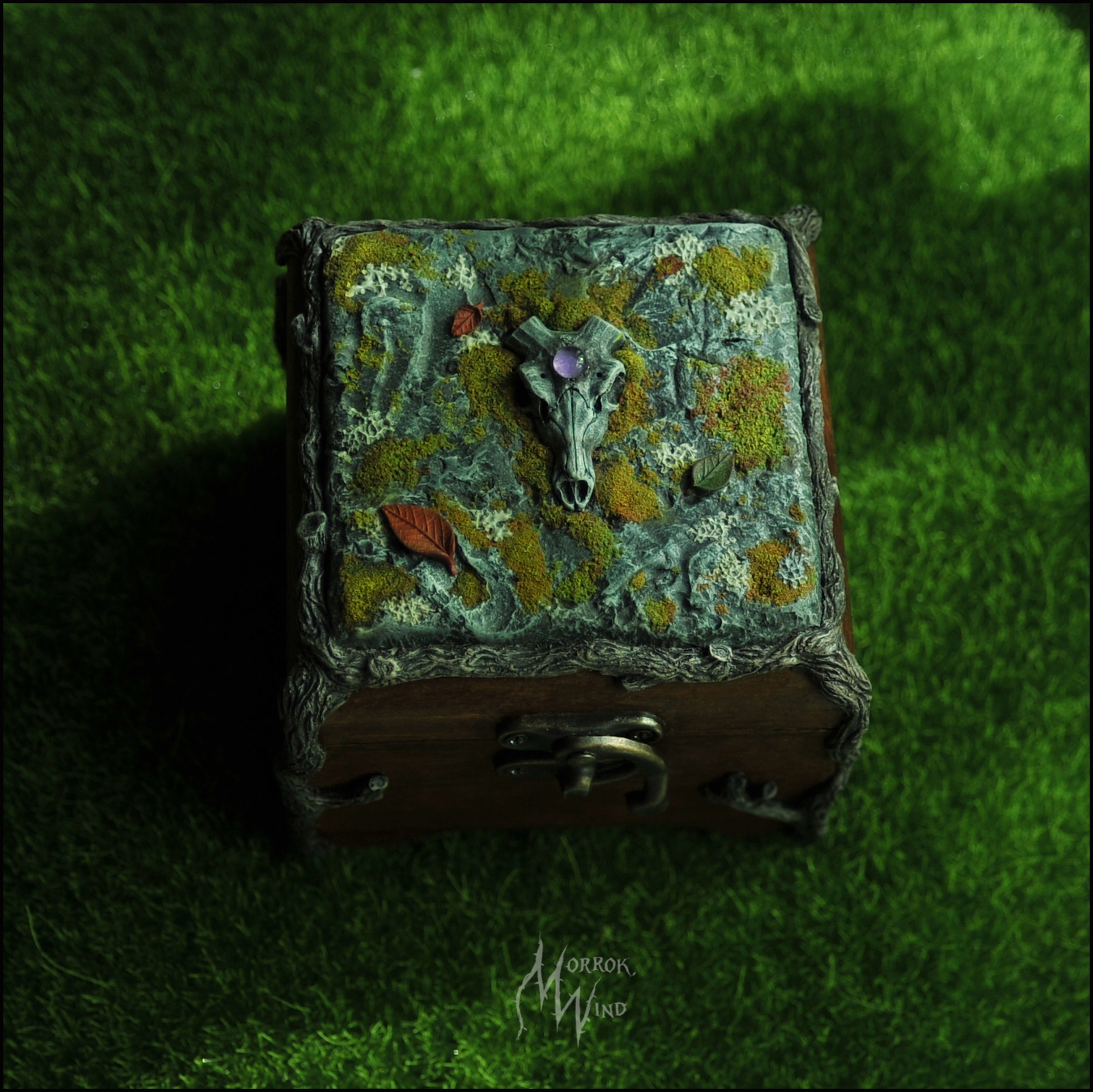 I made a box for the pendant of my own work. Wooden base, polymer clay - My, Casket, Needlework without process, Polymer clay, Scull, Longpost