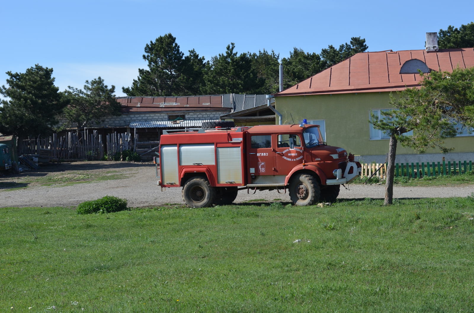 The old man is still at work - My, Rare cars, Ai-Petri, Walk, Fire engine, Longpost