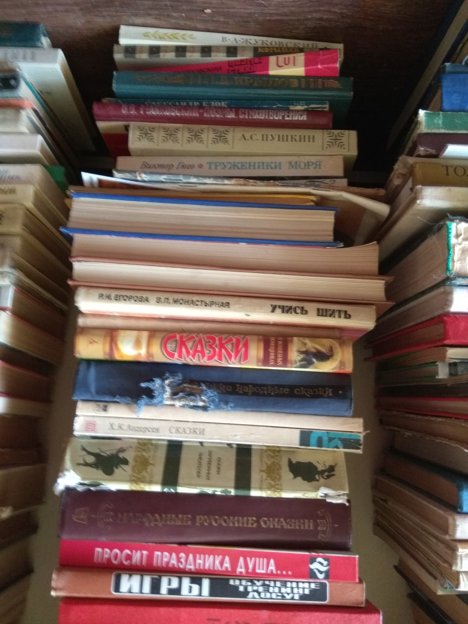 I will give a lot of books [All books are distributed] - My, I will give, Books, Is free, Pickup, Longpost, No rating