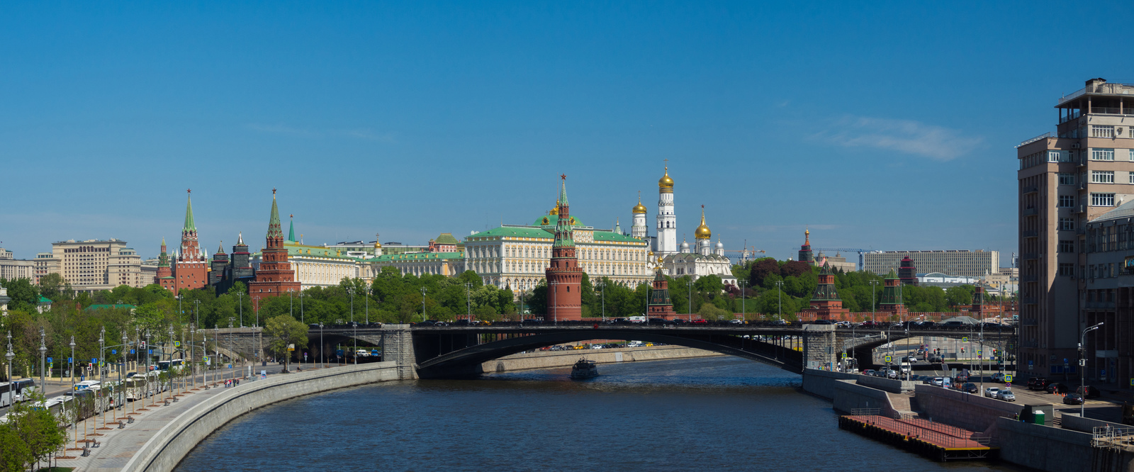 Определите город москва. Обзорная фотография. Москва Скриншоты. Ночная Москва панорама. Панорамный Кадр.