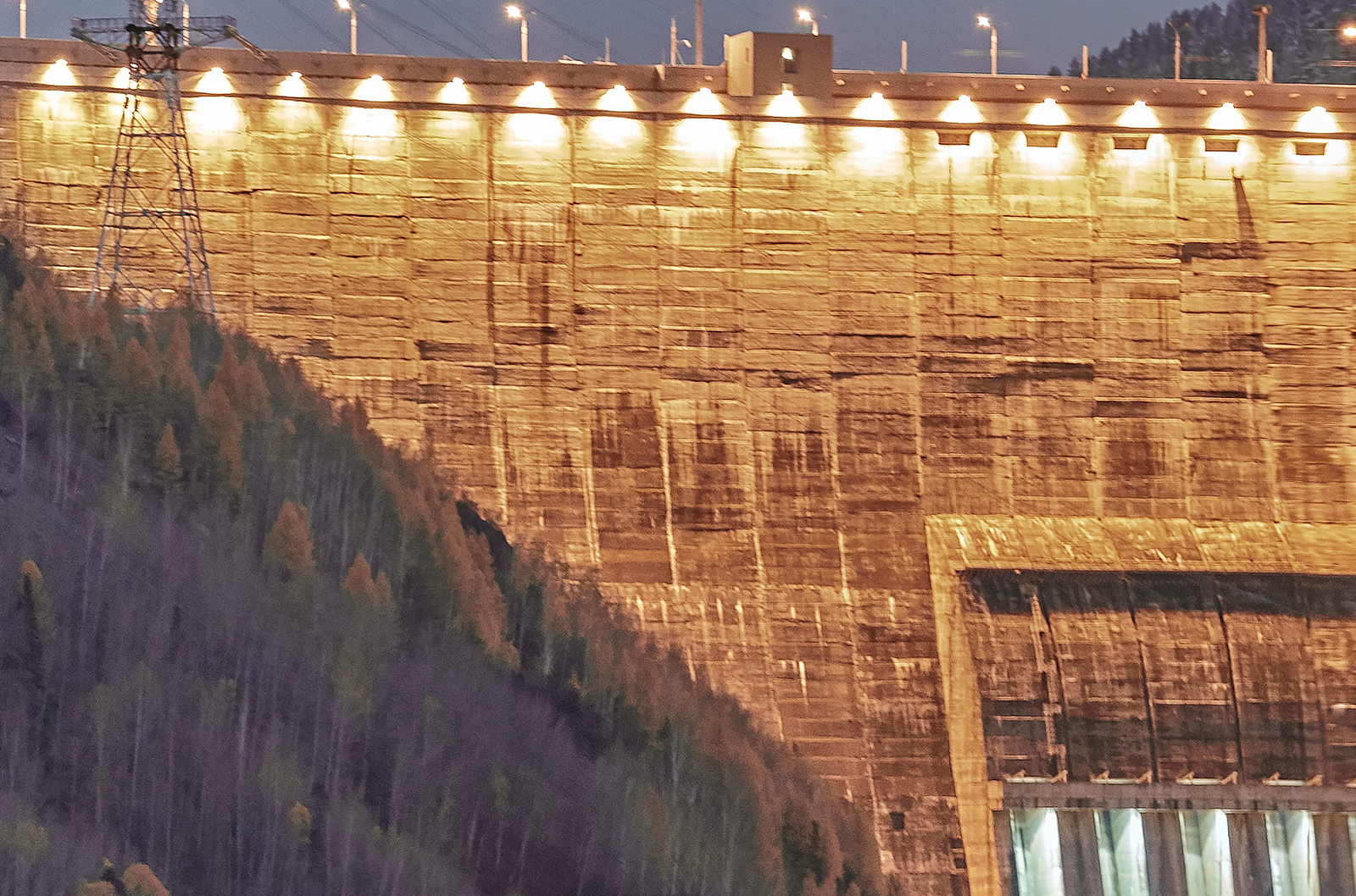 Sayano-Shushenskaya HPP - My, Sayano-Shushenskaya HPP, Night, The mountains, Hills, River, The clouds, The photo