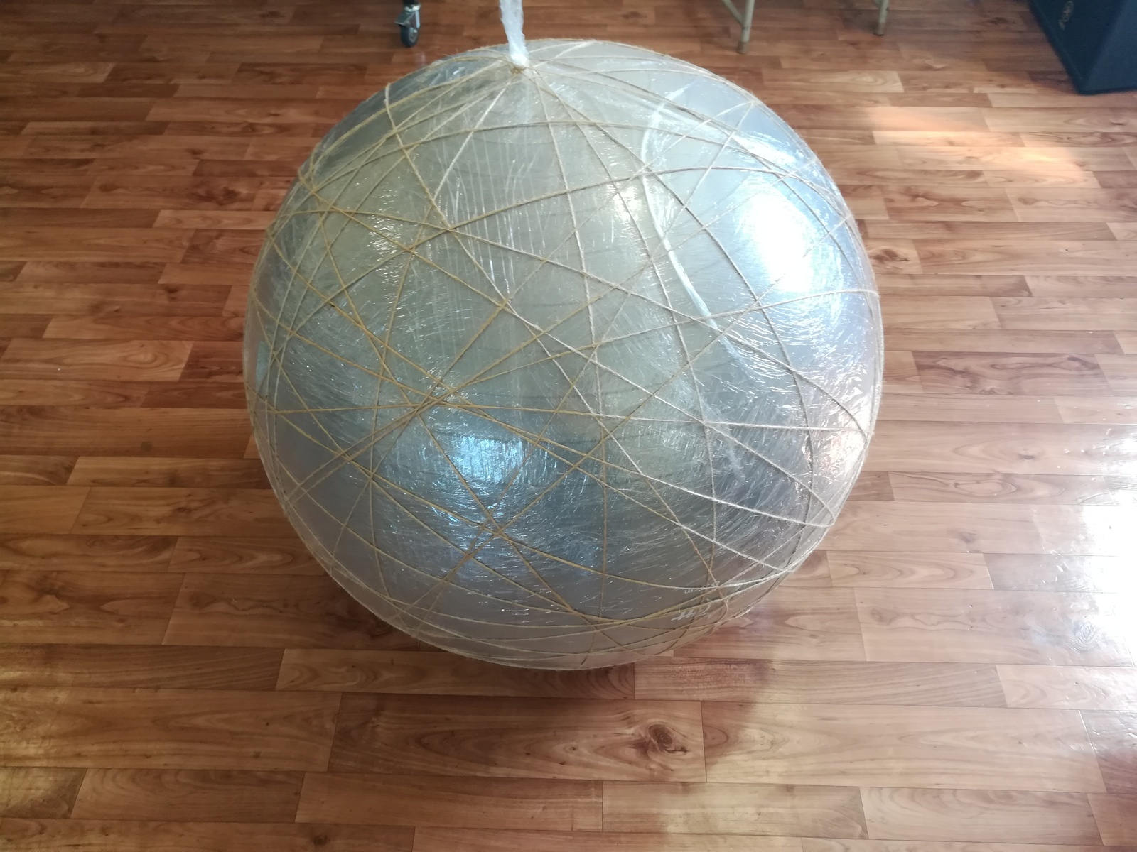 Сделал глобусы из фанеры | Пикабу
