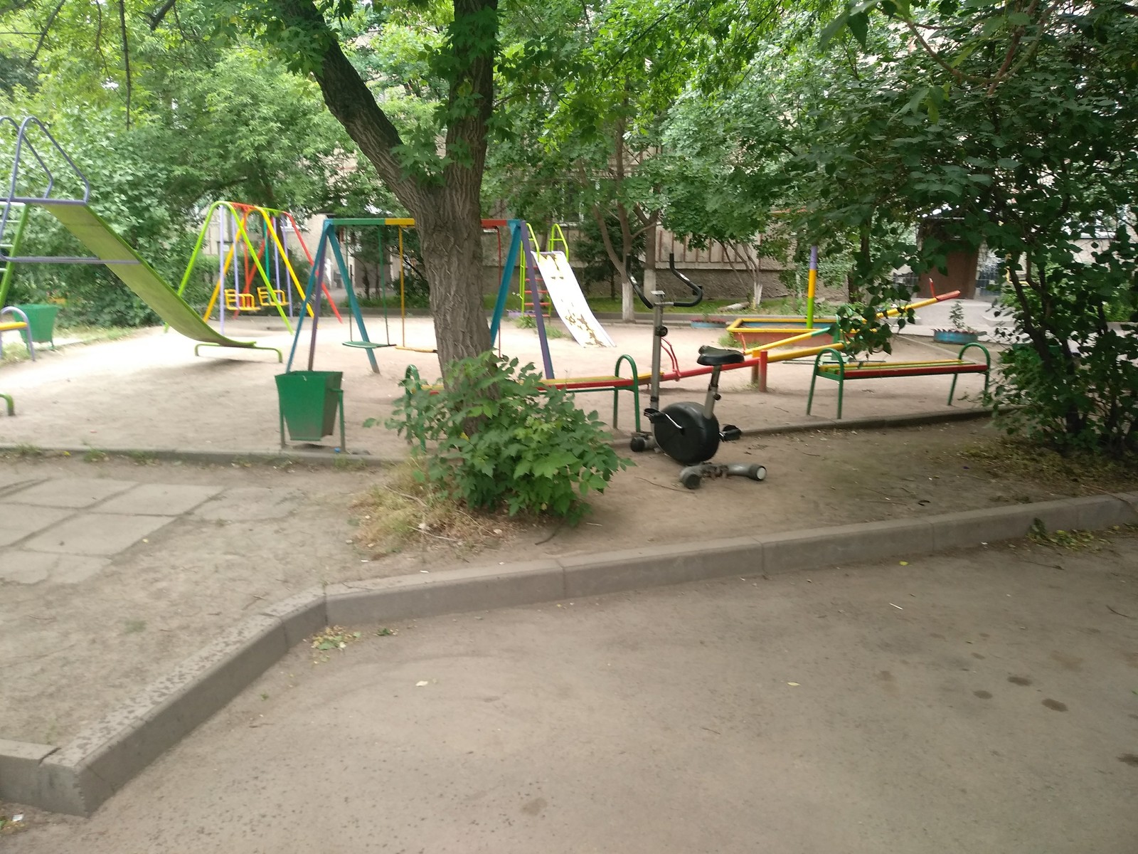 Somewhere in the courtyards of Almaty - Gym, Healthy lifestyle, Urban environment, Courtyard, Training apparatus