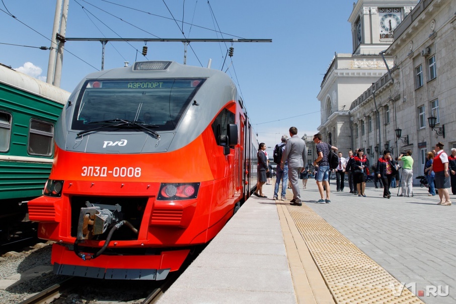 Trains stopped at the Volgograd railway station - Volgograd, Malfunctions, Railway station