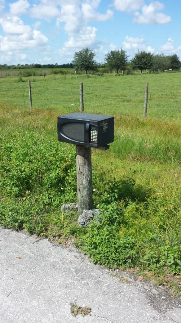 A selection of unusual mailboxes - Longpost, Images, Mailbox