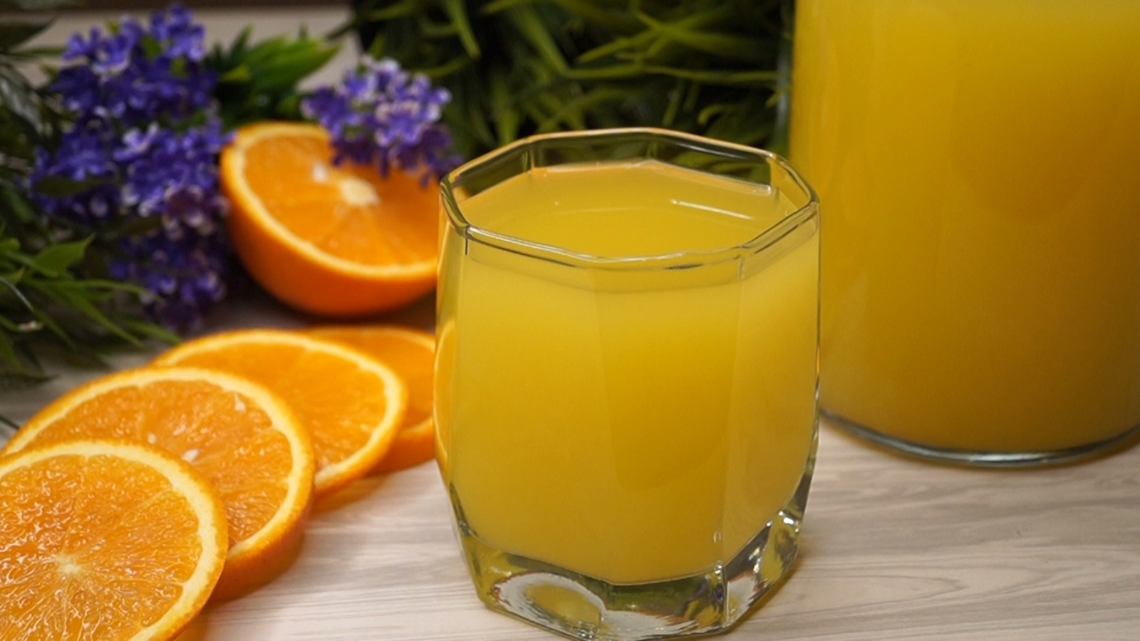 Березовый сок с апельсином и лимоном на зиму