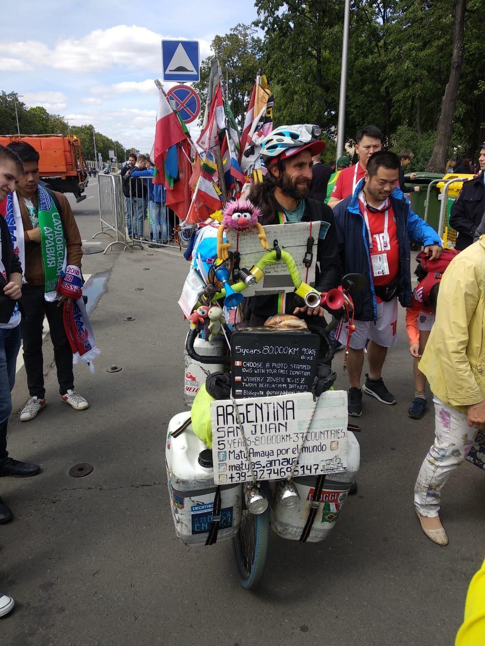 Real football fan - Football, Fans, 2018 FIFA World Cup, Cyclist, Soccer World Cup