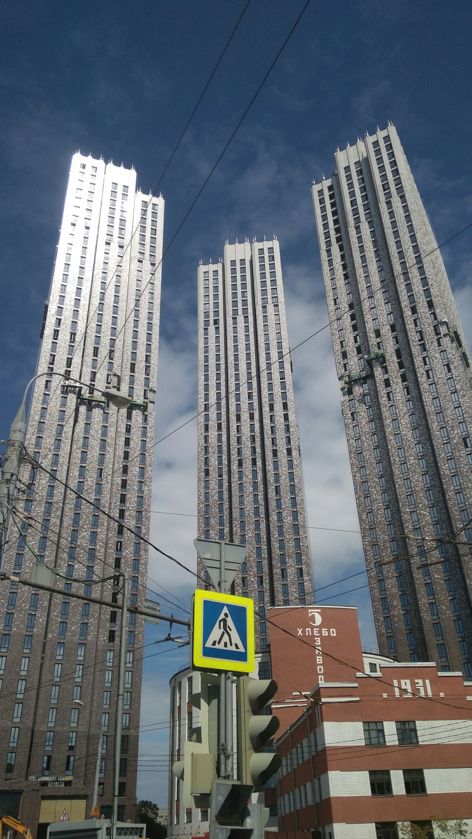 No one dares offend the little bakery, no one! - My, Architecture, The photo, Moscow