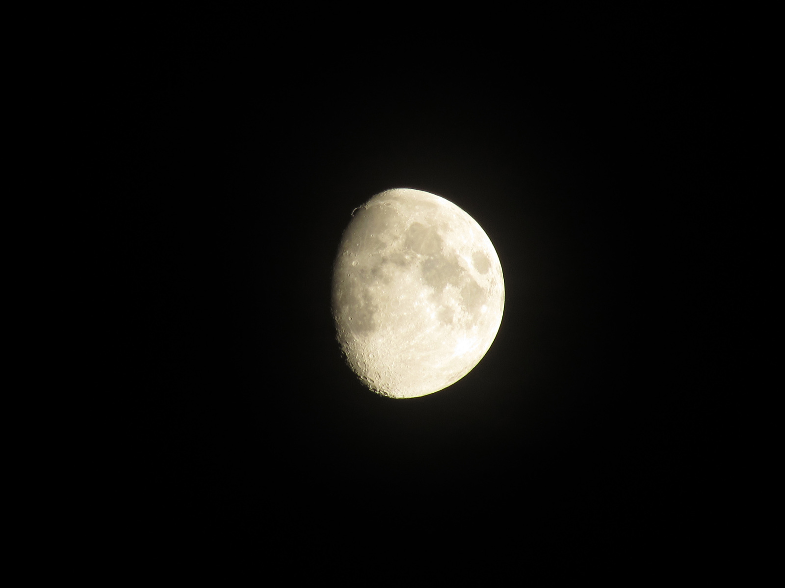 Almost moon. - My, moon, Soap dish, The photo, Kettle, Beginning photographer