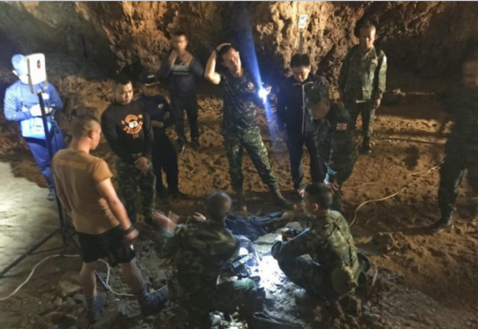 12 children are missing in a cave in Thailand - The photo, Thailand, Video, Children, Caves, Longpost