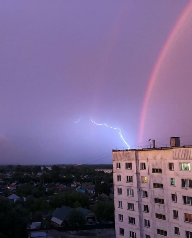 Biysk yesterday - Biysk, Lightning, The photo, Longpost, Rainbow