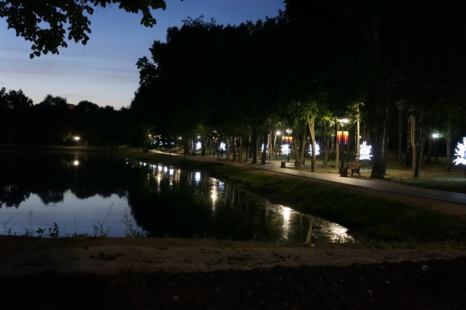 Night in Krasnogorsk - My, Night shooting, Pond, The photo, Krasnogorsk, Ivanovo Lakes, Longpost