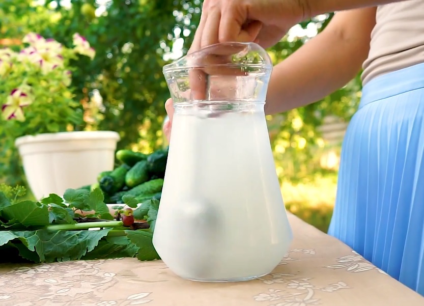 Crispy salted cucumbers in a jar - My, Video recipe, Lightly salted cucumbers, , Video, Longpost