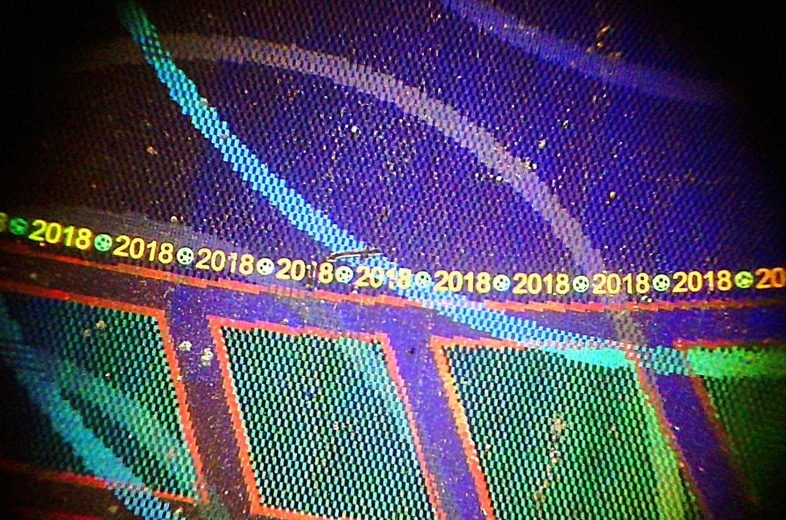 Новые полимерные 100 рублей ЧМ-2018 с другого, непривычного нам взгляда ...